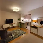 Młociny Metro Apartment 3